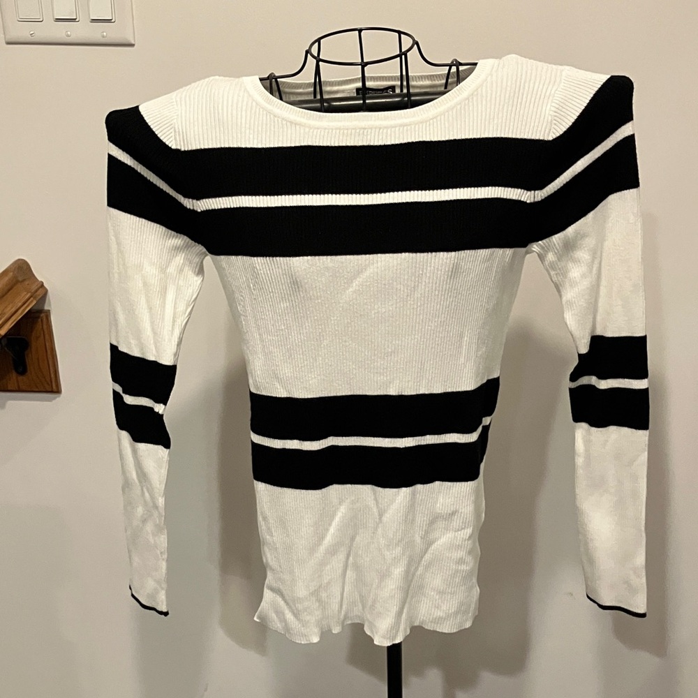 Express Monochrome Striped Knit Top